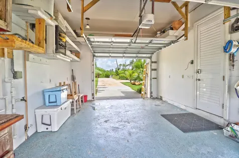 Tip Sea Too Abaco BS