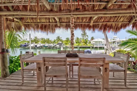 Tip Sea Too Abaco BS