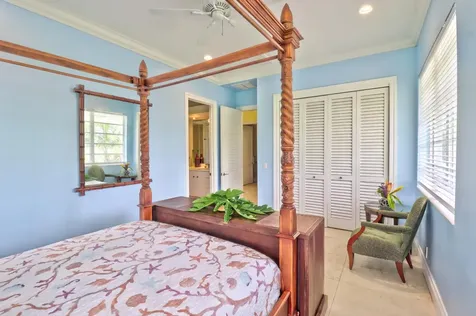 Tip Sea Too Abaco BS