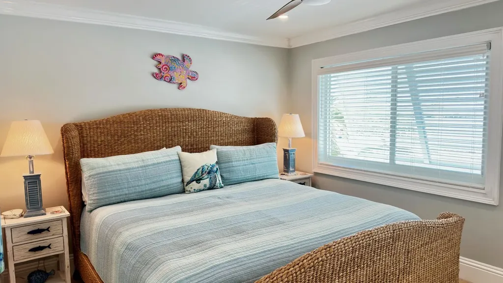 Atlantis #2208 Abaco BS