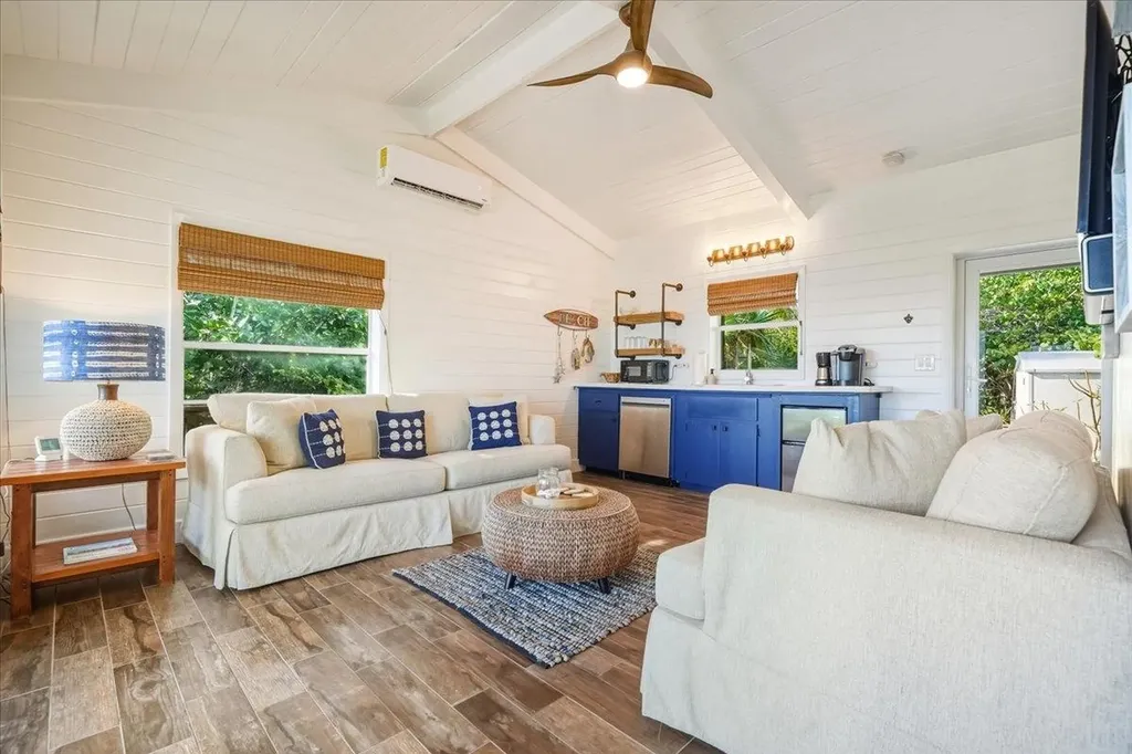 Latitude Adjustment Exuma BS