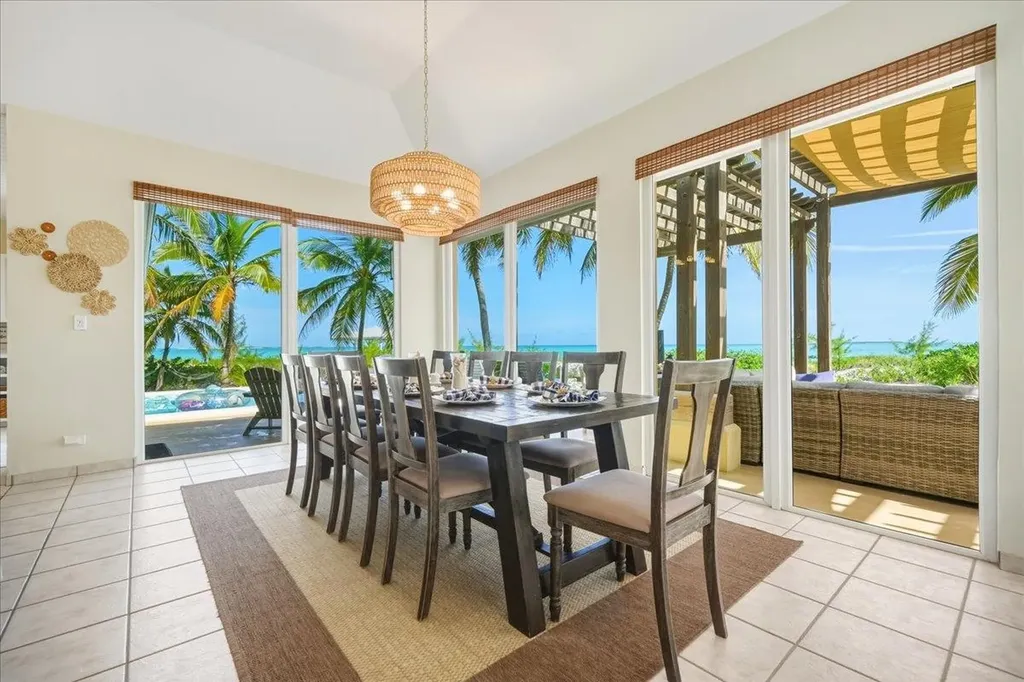 Latitude Adjustment Exuma BS