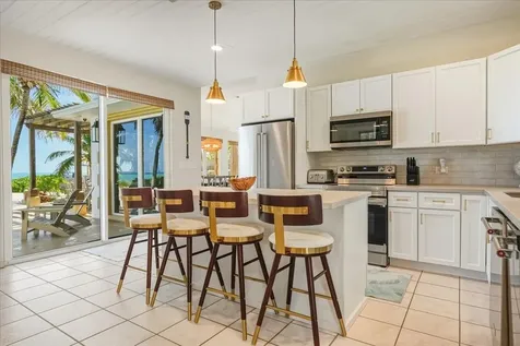 Latitude Adjustment Exuma BS