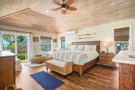 Latitude Adjustment Exuma BS