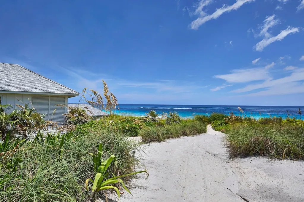 Bohemia Eleuthera BS