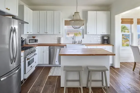 Bohemia Eleuthera BS