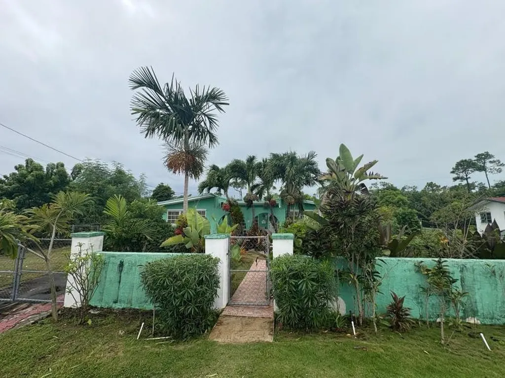 Trumpeter Drive 7 Grand Bahama Freeport BS