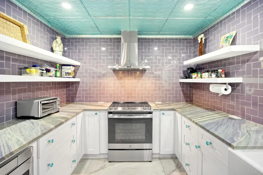 White Sound, Green Turtle Abaco BS