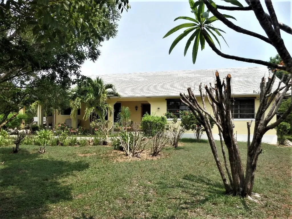 Hamilton's Long Island BS