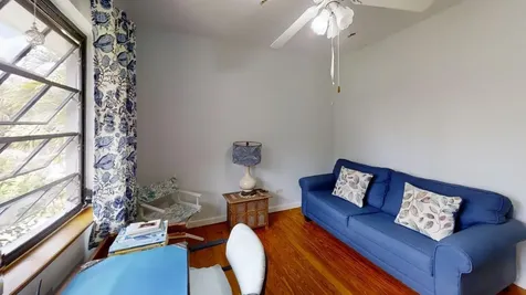 Hamilton's Long Island BS