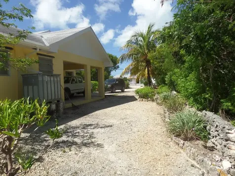 Hamilton's Long Island BS