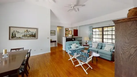 Hamilton's Long Island BS