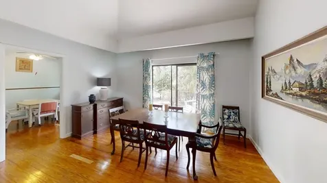 Hamilton's Long Island BS