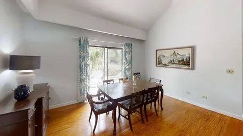 Hamilton's Long Island BS