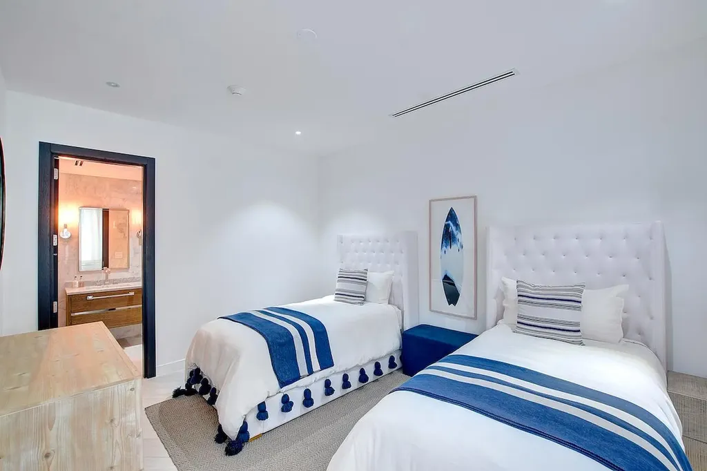 One Marina Palm Cay New Providence Paradise Island BS