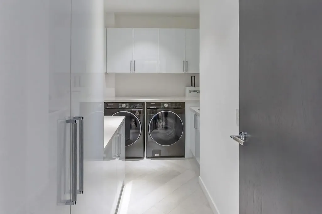 One Marina Palm Cay New Providence Paradise Island BS