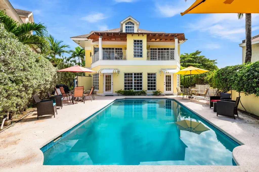 Cable Beach Rental New Providence Paradise Island BS