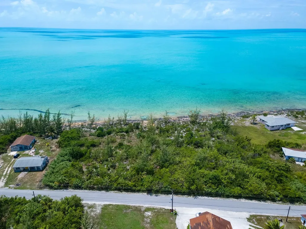 Parcel A Doctors Creek Long Island BS