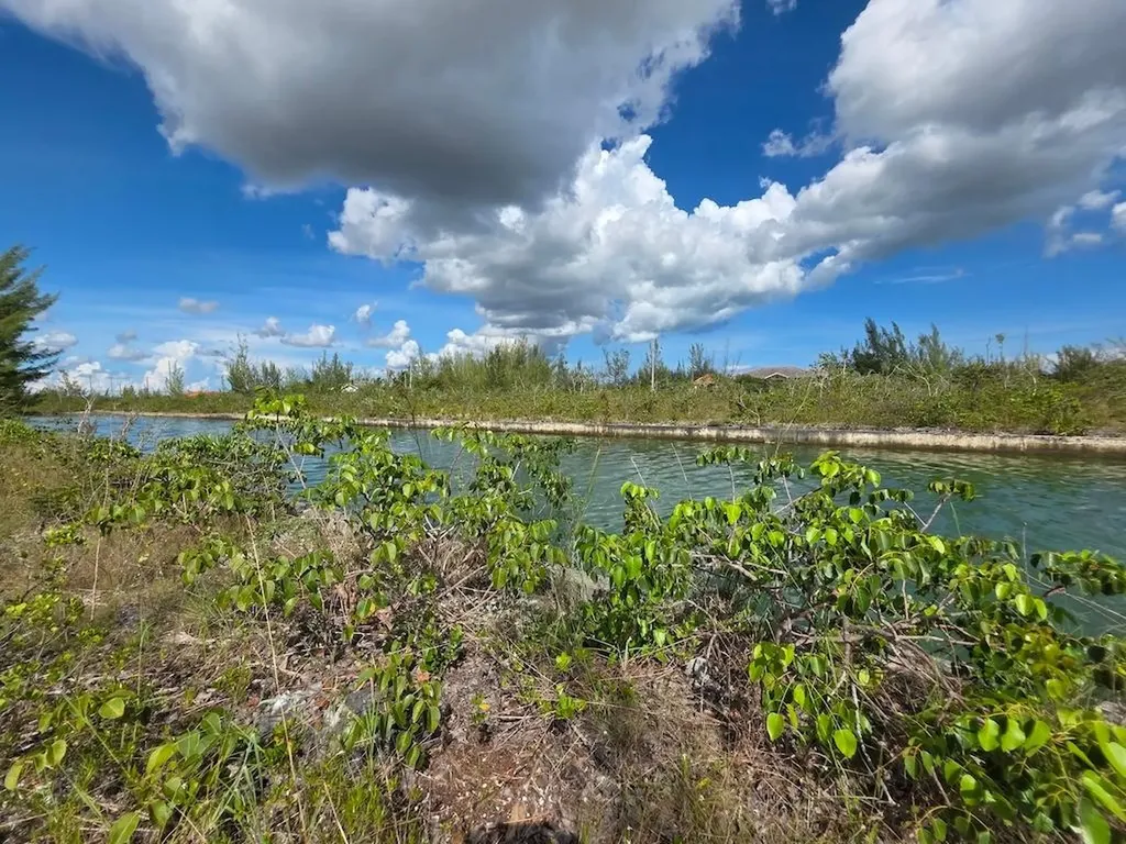 Morecambe Drive Grand Bahama Freeport BS