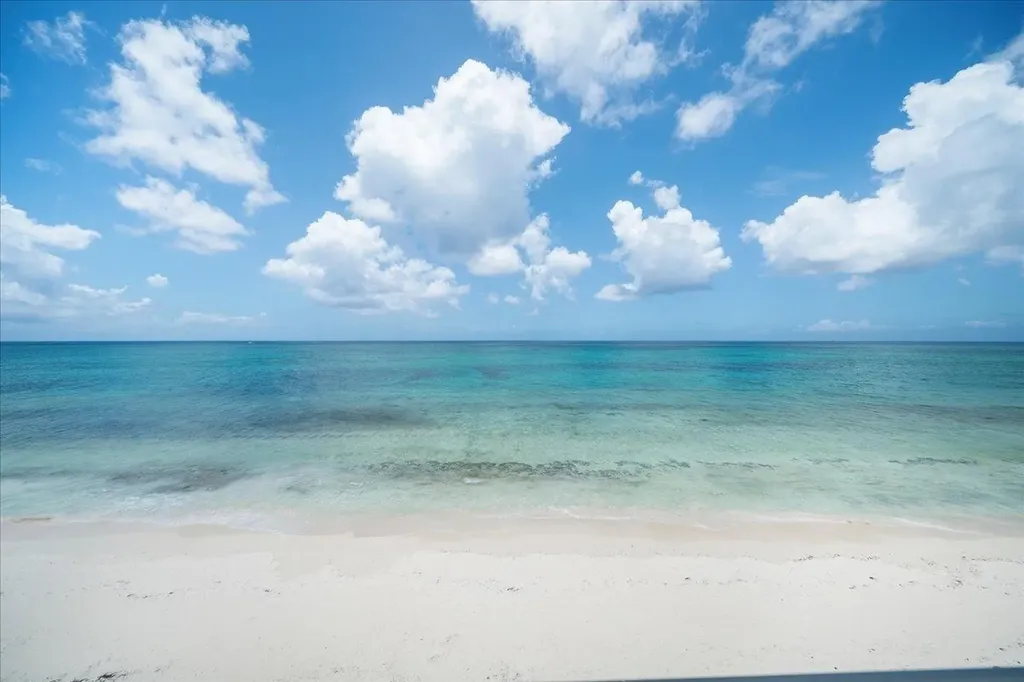 Columbus Cove New Providence Paradise Island BS