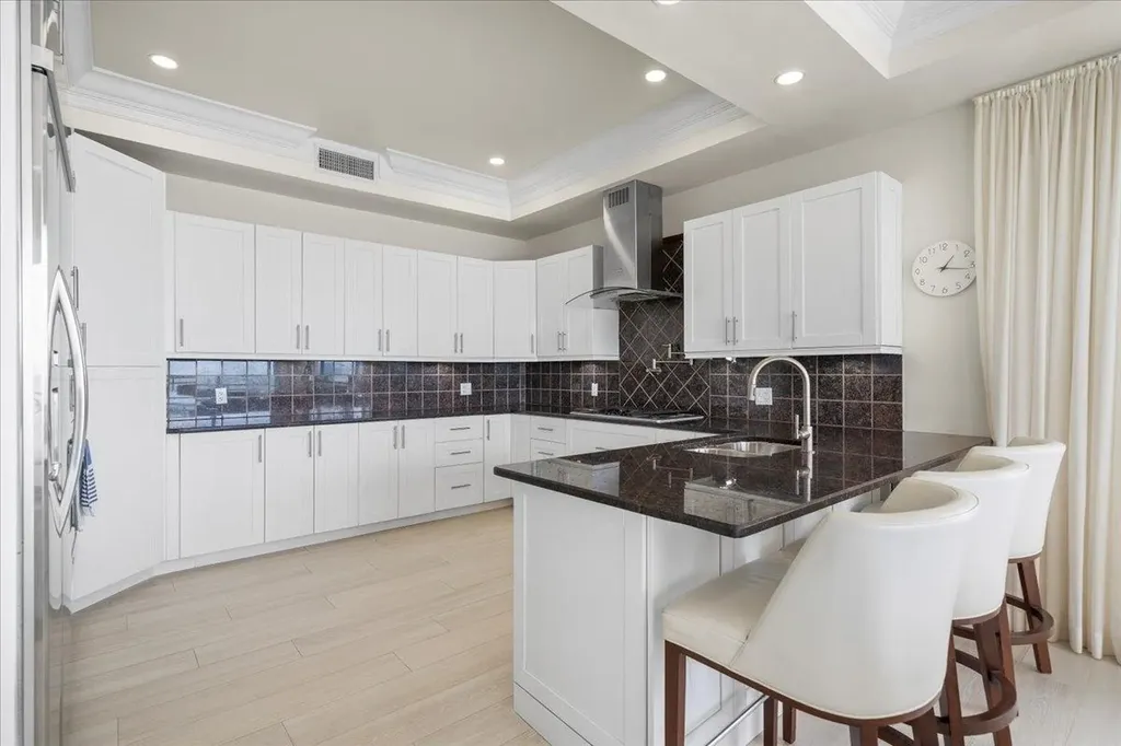 Columbus Cove New Providence Paradise Island BS