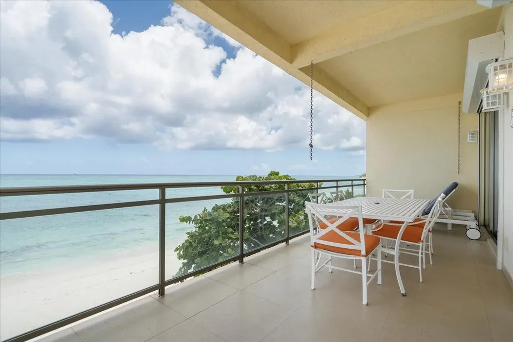 Columbus Cove New Providence Paradise Island BS