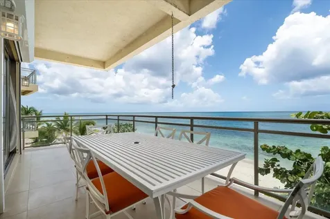 Columbus Cove New Providence Paradise Island BS