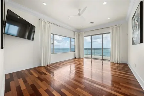 Columbus Cove New Providence Paradise Island BS