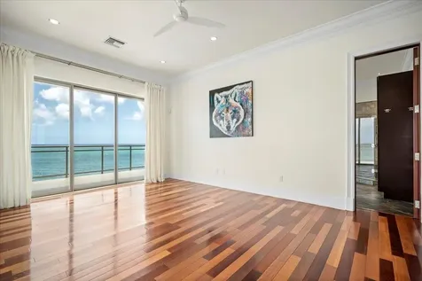 Columbus Cove New Providence Paradise Island BS