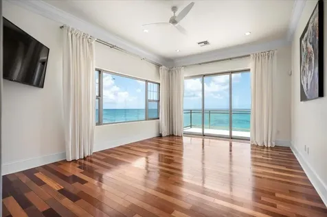 Columbus Cove New Providence Paradise Island BS