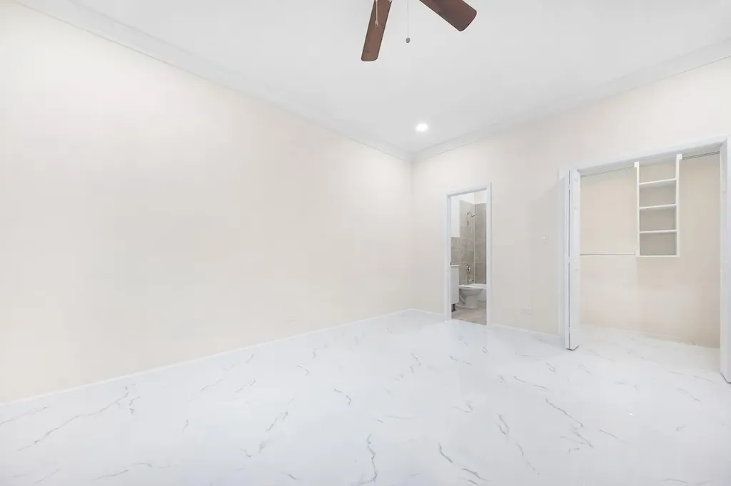 185 Hopkins Drive New Providence Paradise Island BS