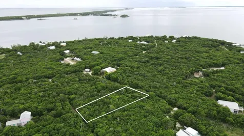Lot 15, Lubbers Cay Abaco BS