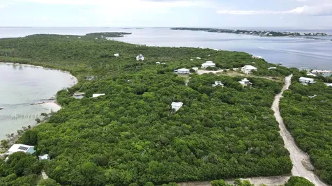 Lot 15, Lubbers Cay Abaco BS