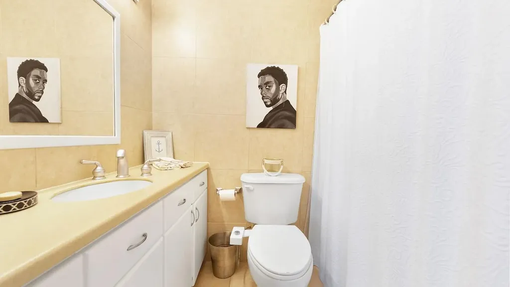 Lagoon Court Condo New Providence Paradise Island BS