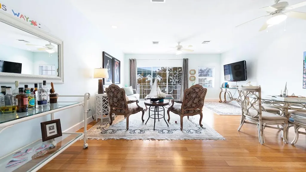 Lagoon Court Condo New Providence Paradise Island BS