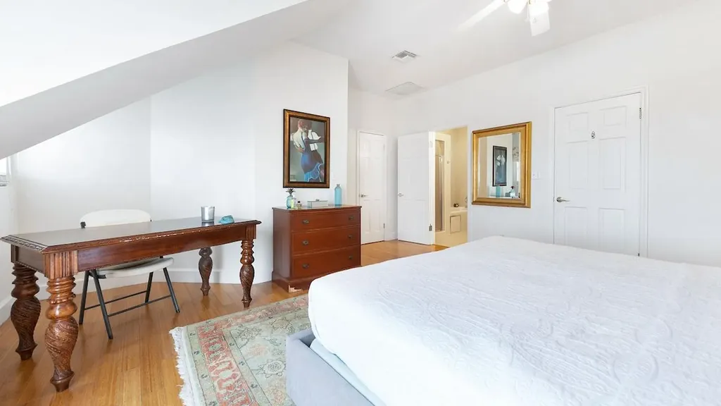 Lagoon Court Condo New Providence Paradise Island BS