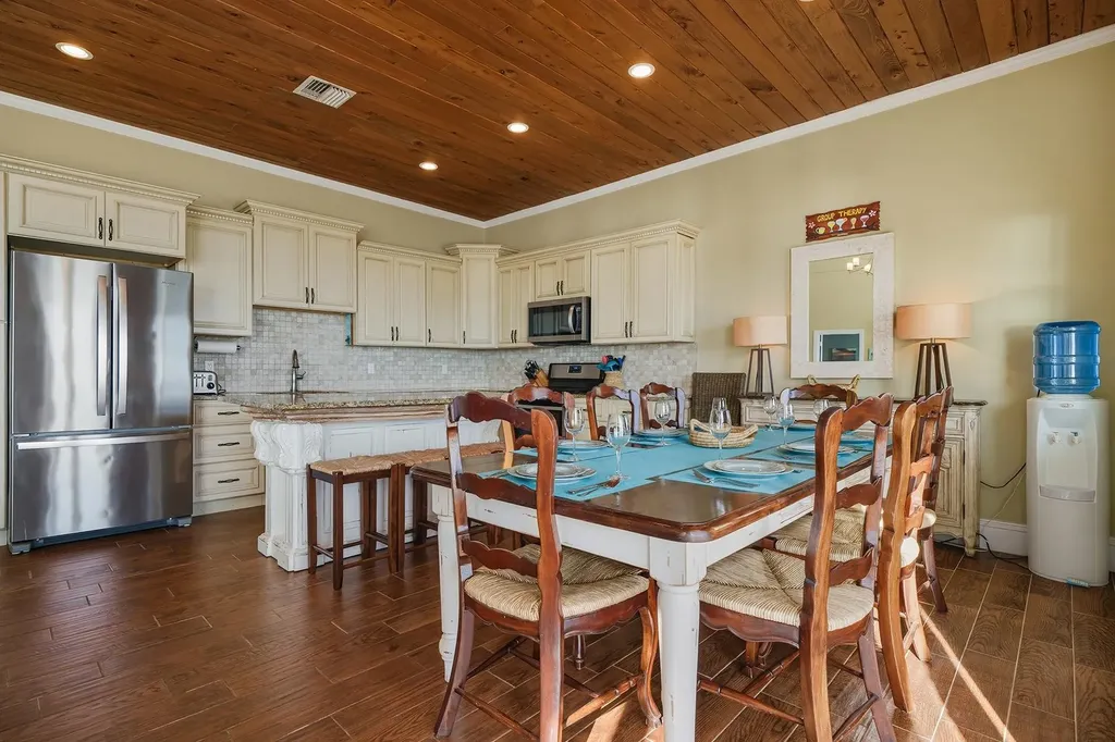 Cut Pearl, The Cut Exuma BS