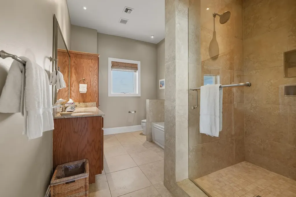 Cut Pearl, The Cut Exuma BS