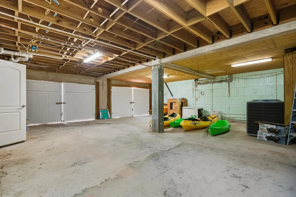 Cut Pearl, The Cut Exuma BS