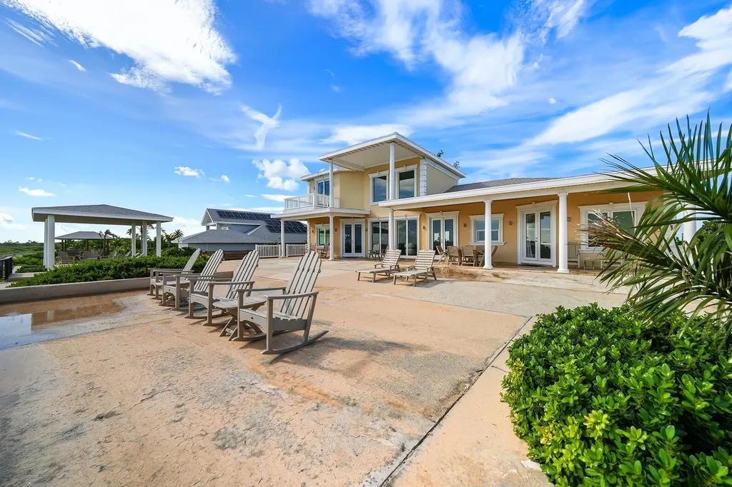 Cut Pearl, The Cut Exuma BS