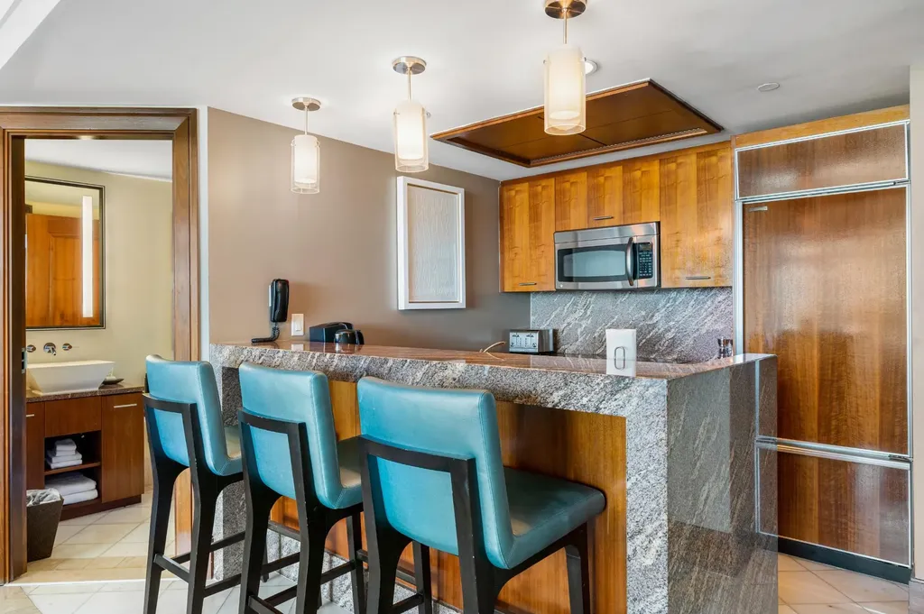 Topaz Suite New Providence Paradise Island BS