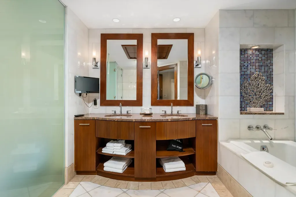 Topaz Suite New Providence Paradise Island BS