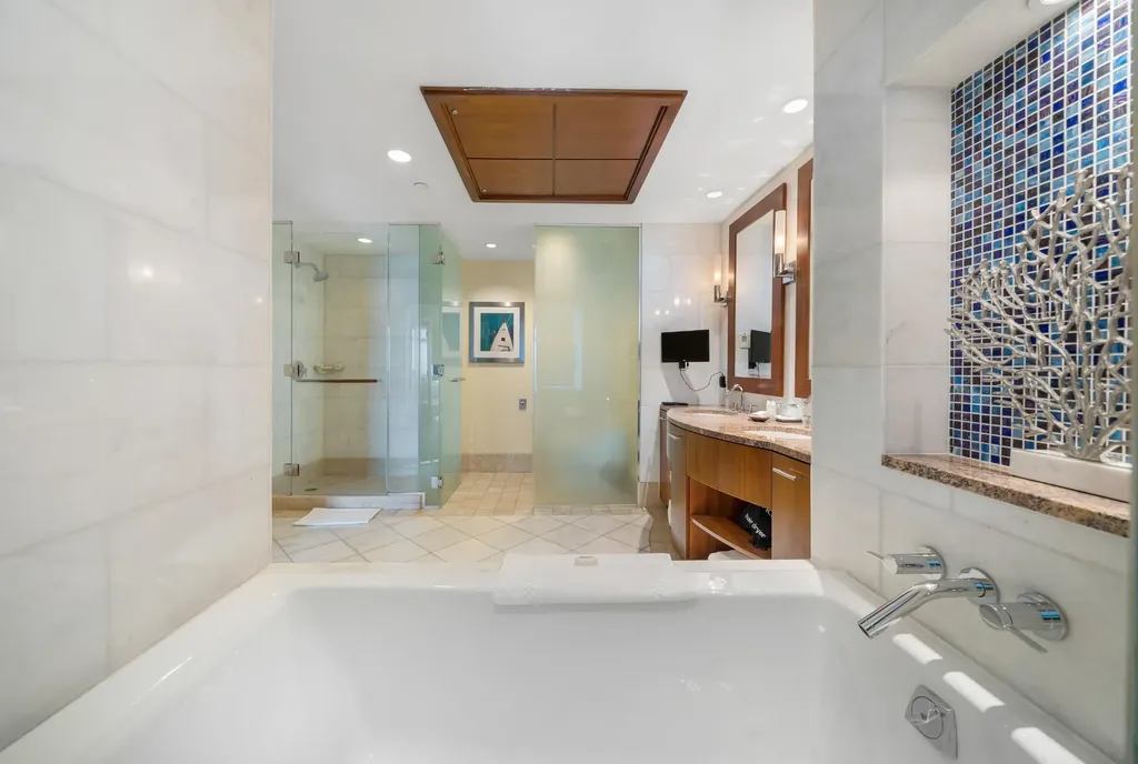 Topaz Suite New Providence Paradise Island BS