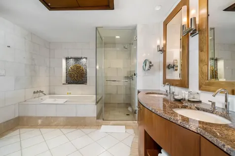 Topaz Suite New Providence Paradise Island BS