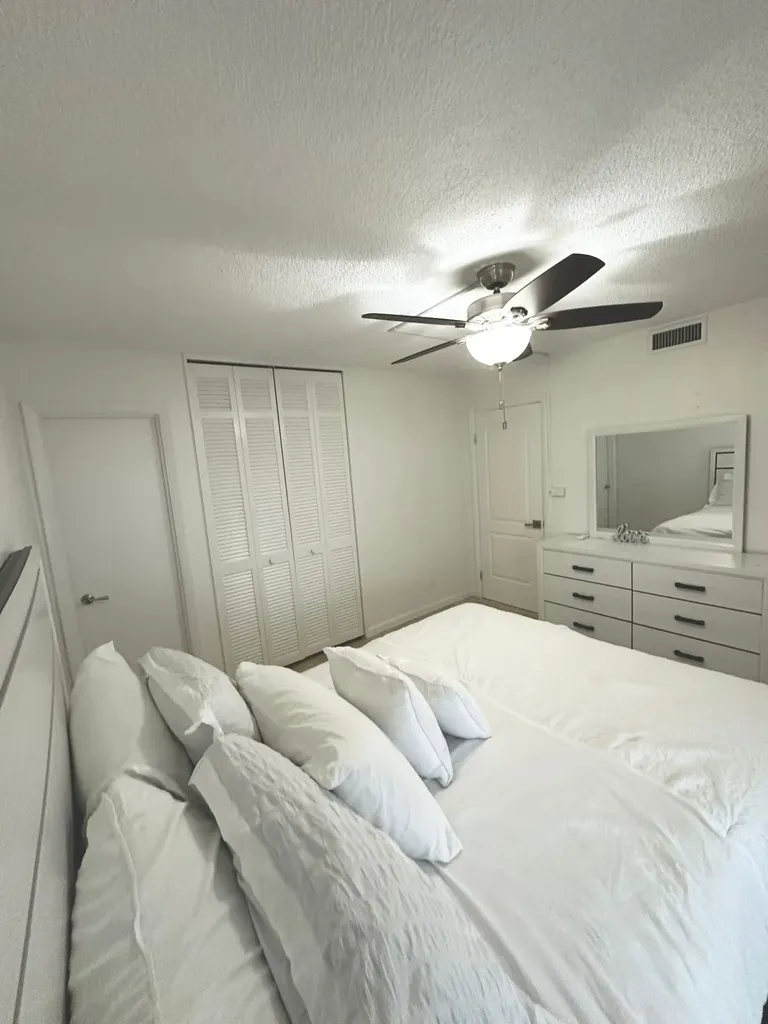 Delaporte Point New Providence Paradise Island BS