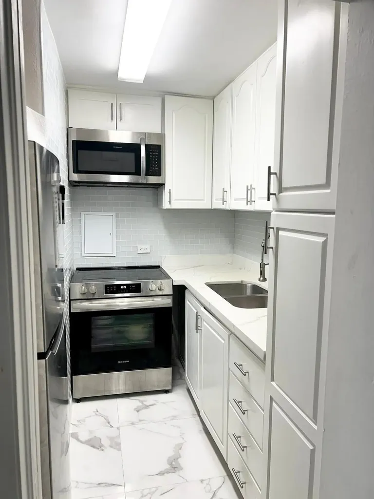 Delaporte Point New Providence Paradise Island BS