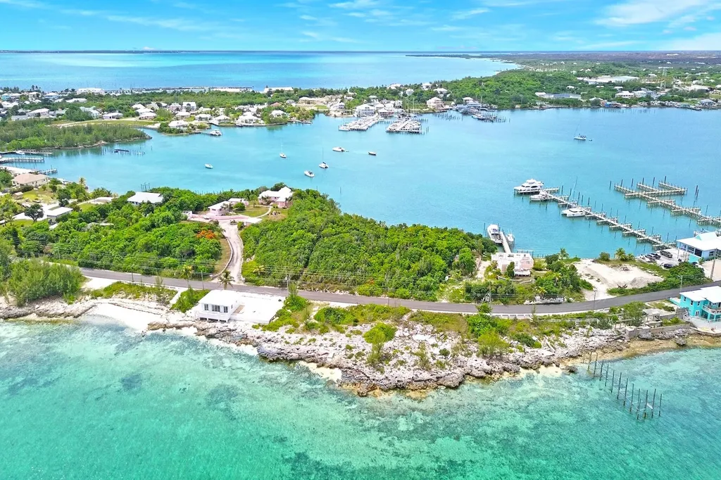 Lot 5, Block 6 Abaco BS