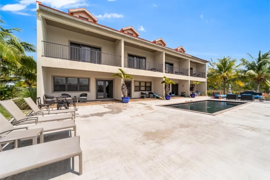 Fords Road Grand Bahama Freeport BS