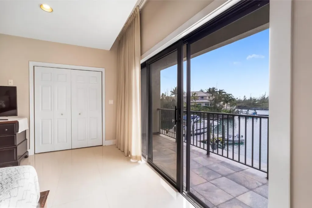 Fords Road Grand Bahama Freeport BS