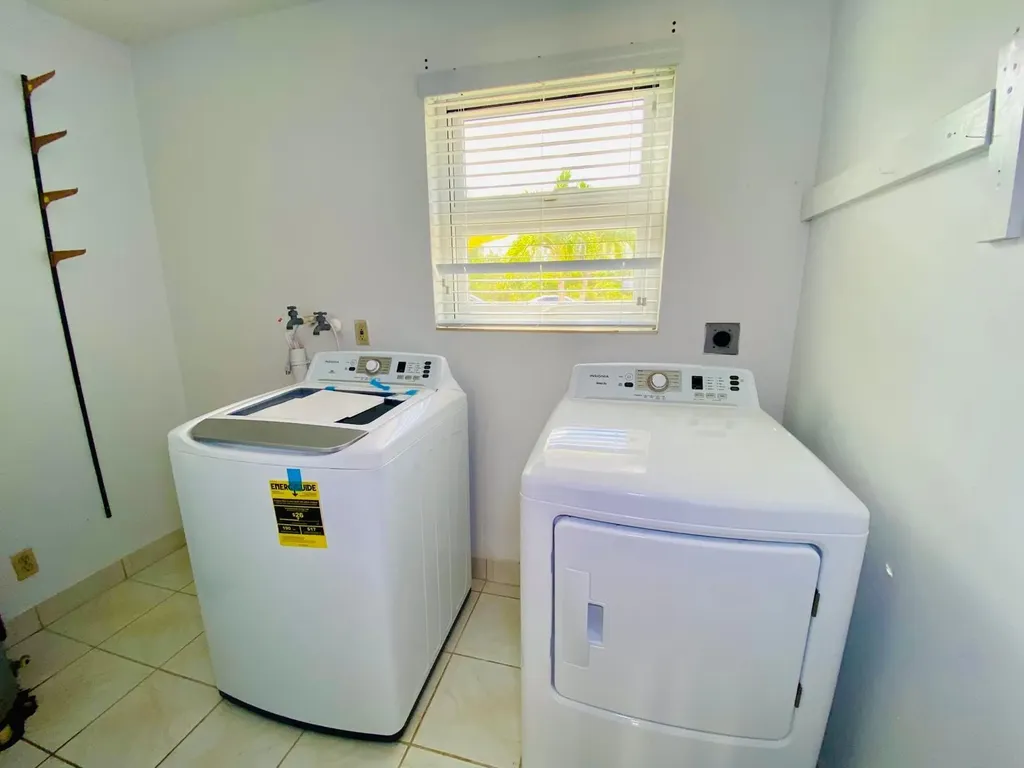 Lancaster Place, Freeport 24 Grand Bahama Freeport BS